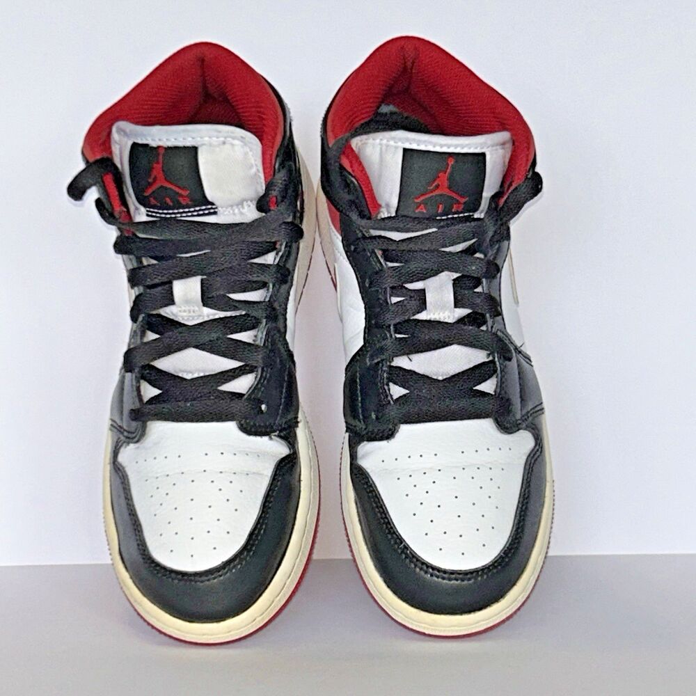 Nike Air Jordan 1 Mid Gym 5Y Big Kid White Black Red - Picture 10 of 16